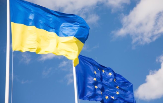 Зеленски: Украина „де факто“ е членка на ЕУ