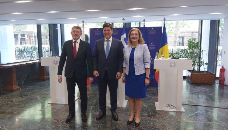Велинов: Бугарија очекува конкретни чекори и гаранции од Скопје за да се согласи за првата меѓувладина конференција со ЕУ
