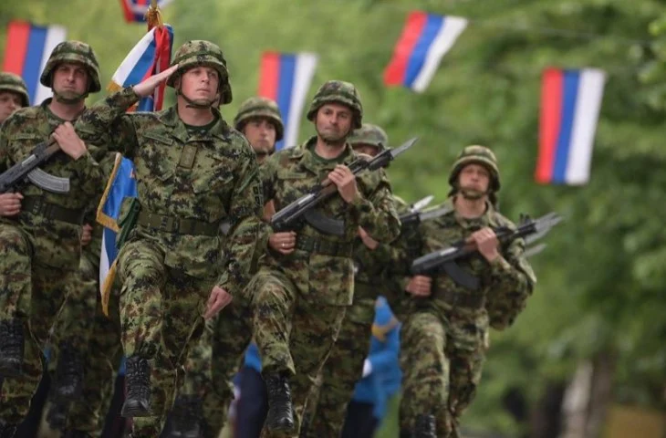 Во Србија наскоро предлози за модел за обврзен воен рок