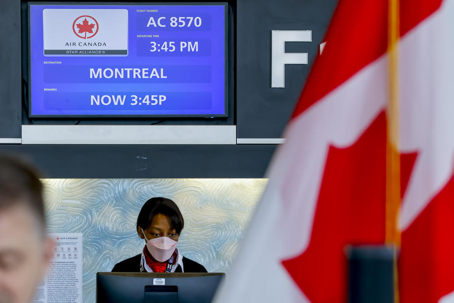 Канада го укина тестирањето за Ковид по случаен избор на аеродромите