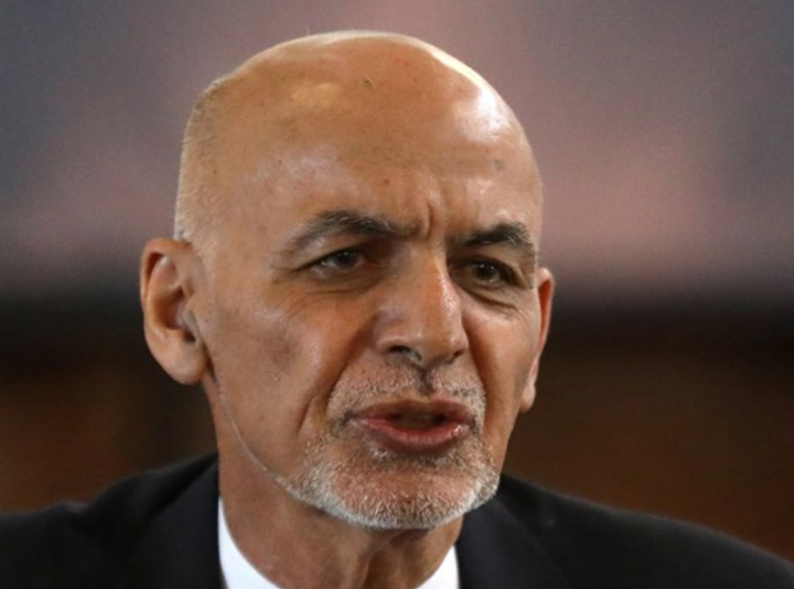 Поранешниот авганистански претседател Ашраф Гани не побегнал од земјата со милиони долари