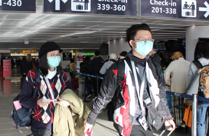 Кина ги преполови карантинските денови за патниците кои пристигнуваат од странство