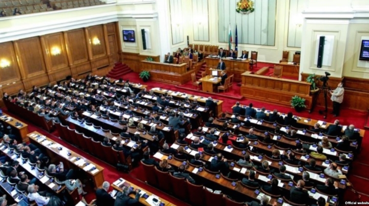 Бугарски пратеник: Се водат разговори во насока на обезбедување парламентарно мнозинство за поддршка на актуелната влада