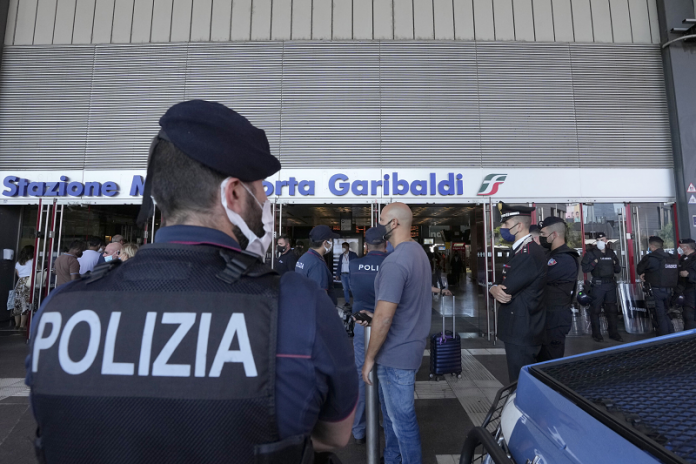 Двајца Косовци уапсени во Италија, планирале терористички напад во Тренто