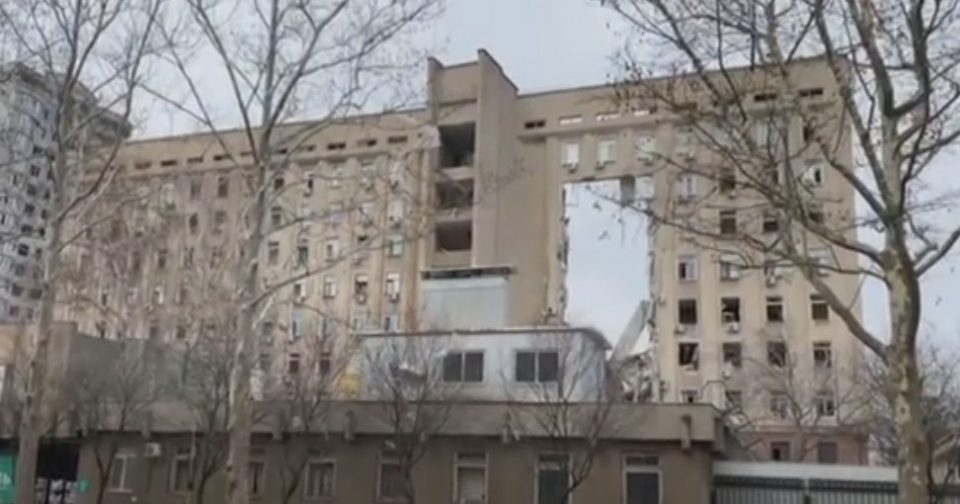 Најмалку три лица загинаа во експлозии во рускиот град Белгород, во близина на Украина