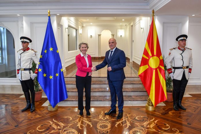 Ковачевски – Фон дер Лајен: Време е за мудри одлуки, македонскиот јазик и идентитет во ЕУ се заштитени