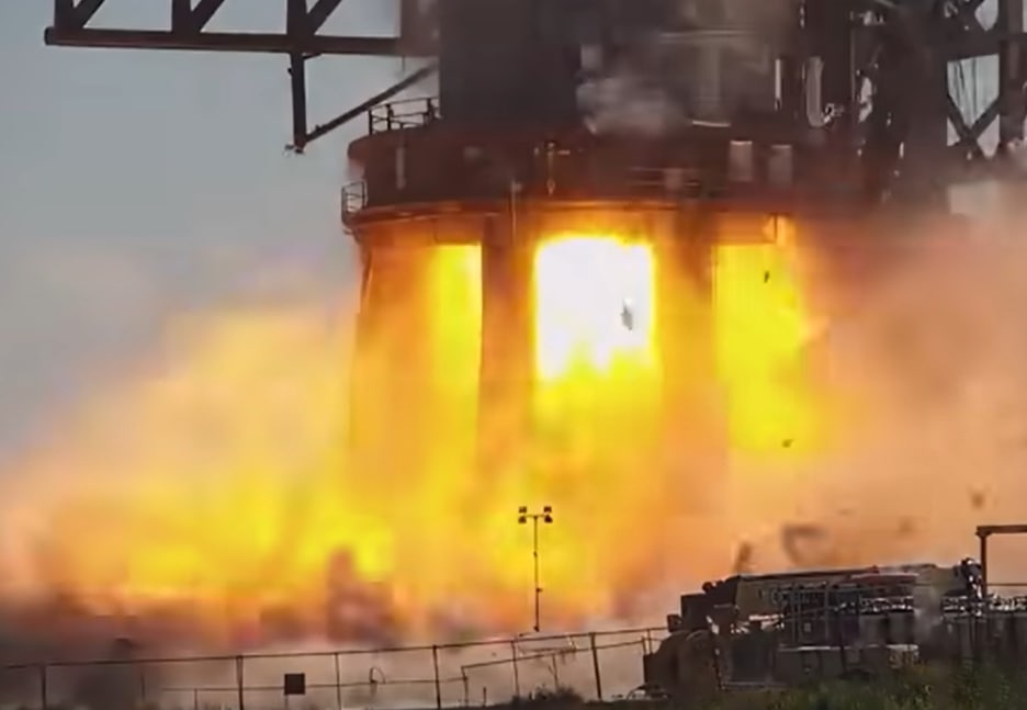 Повторно експлозија на „Старшип“ вселенско летало