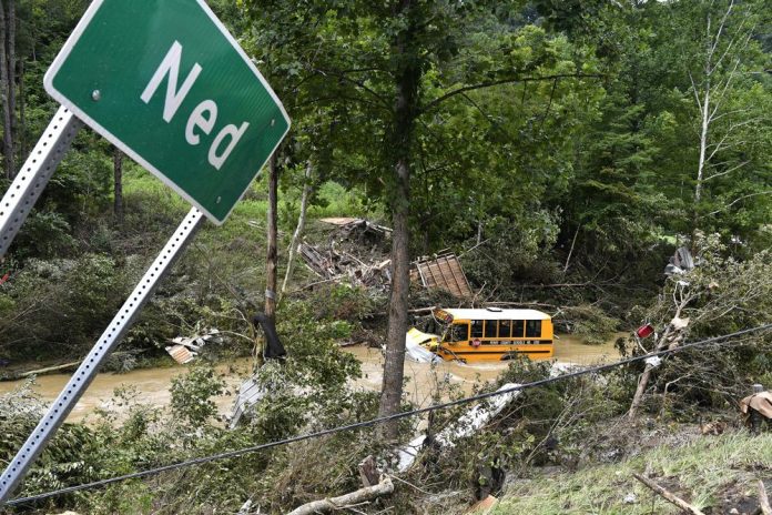 Бројот на загинати во поплавите во Кентаки се зголеми на 25