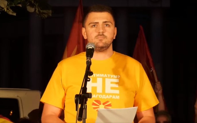 Попов со порака до младите: Приклучете се на протестите против асимилација на Македонија, преку глава ние од погрешни политики