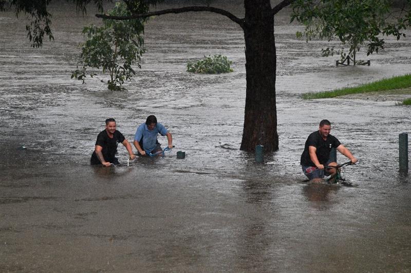 Големи поплави во Сиднеј, наредена евакуација