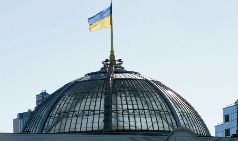 Украинскиот Парламент одобри продолжување на воената состојба и на општата мобилизација
