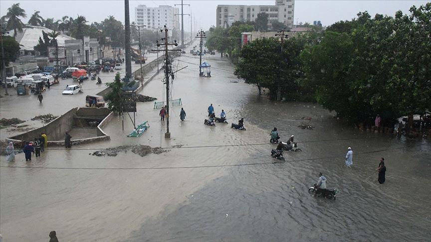 Повеќе од 500 жртви во поплавите во Пакистан