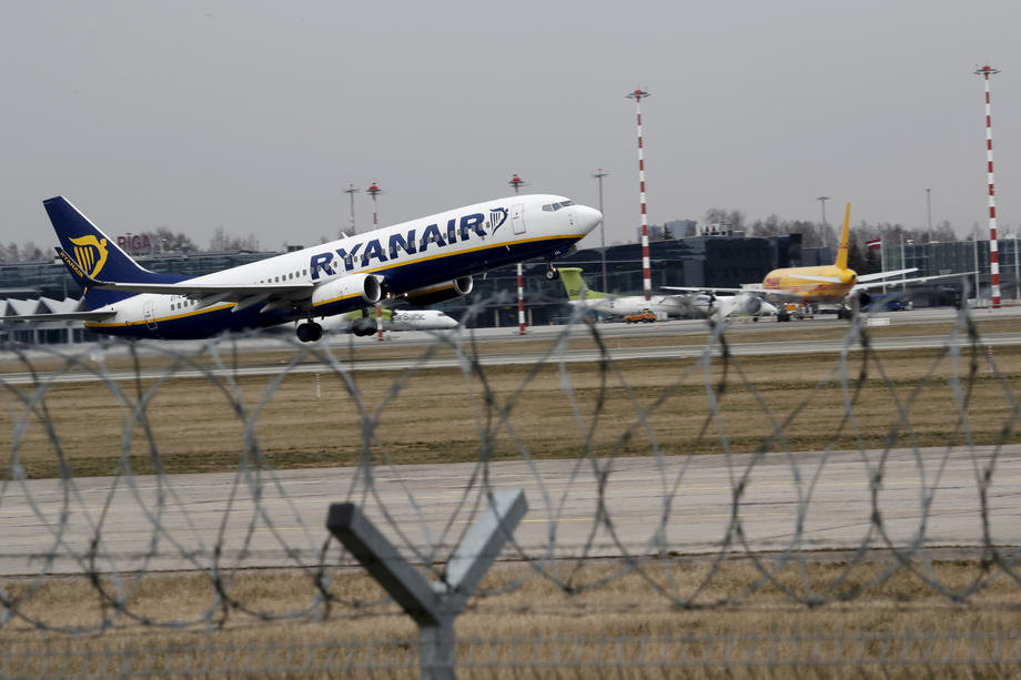 Шефот на „Рајанер“: Крај на ерата на евтини летови од 10 евра