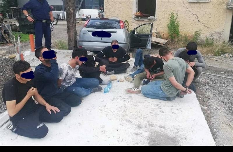 Македонски државјанин е уапсен во Бугарија за шверц на над 100 мигранти