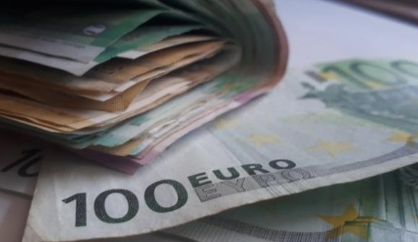 Просечната плата во Црна Гора е 800 евра