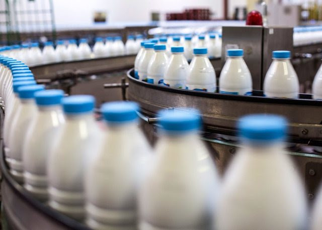Реално поскапување или не: Млекото ќе има нови повисоки цени, ударот секогаш на грбот на граѓаните