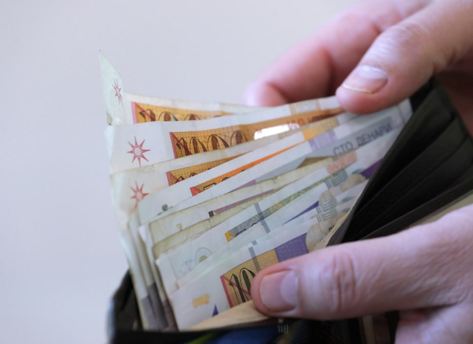 (ФОТО) Македонците на второ место по најниска минимална плата во Европа