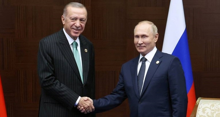 Ердоган во понеделник патува за Русија