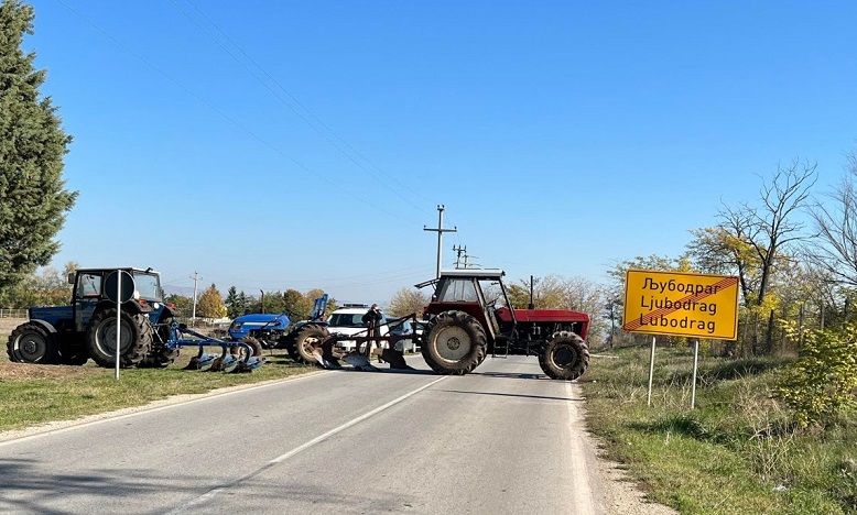 Повторно протест на сточарите од Кумановско, најавија блокади и наредните денови