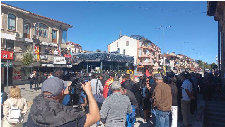 Заврши протестот против отворањето на бугарскиот културен клуб „Цар Борис Трети“ во Охрид