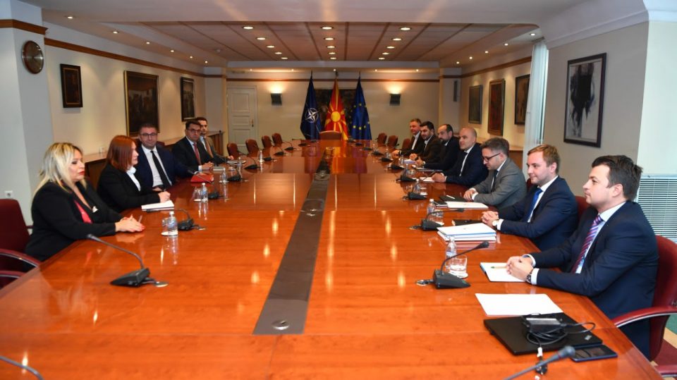 Владата ќе ги разгледа предлозите на опозицијата, ЕСМ ќе обезбеди греење за скопјани