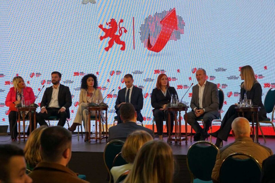 „80 проценти повеќе капитални инвестиции има во општините каде градоначалниците се од ВМРО-ДПМНЕ, во споредба со општините каде градоначалниците се од СДС“