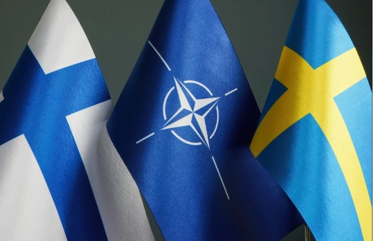 НАТО не ја отфрла можноста за одвоено пристапување на Шведска и Финска