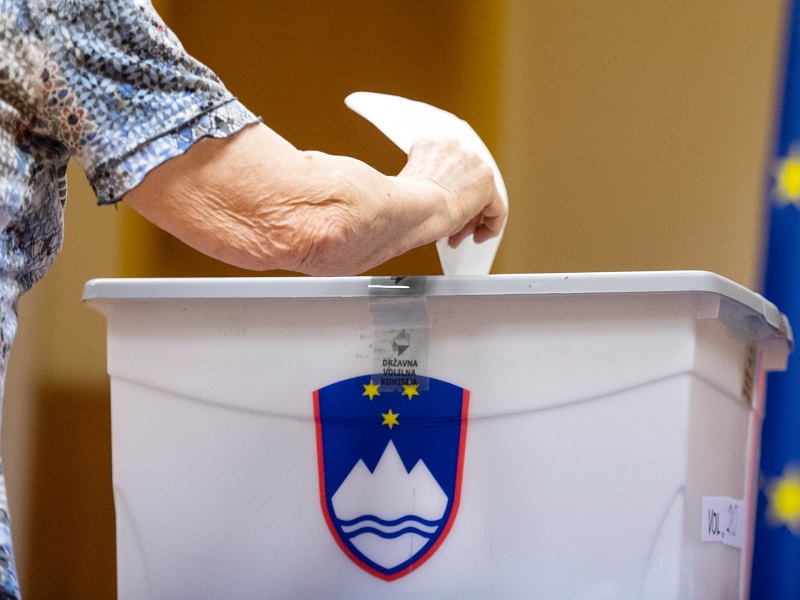 Словенците избираат претседател во вториот круг од изборите