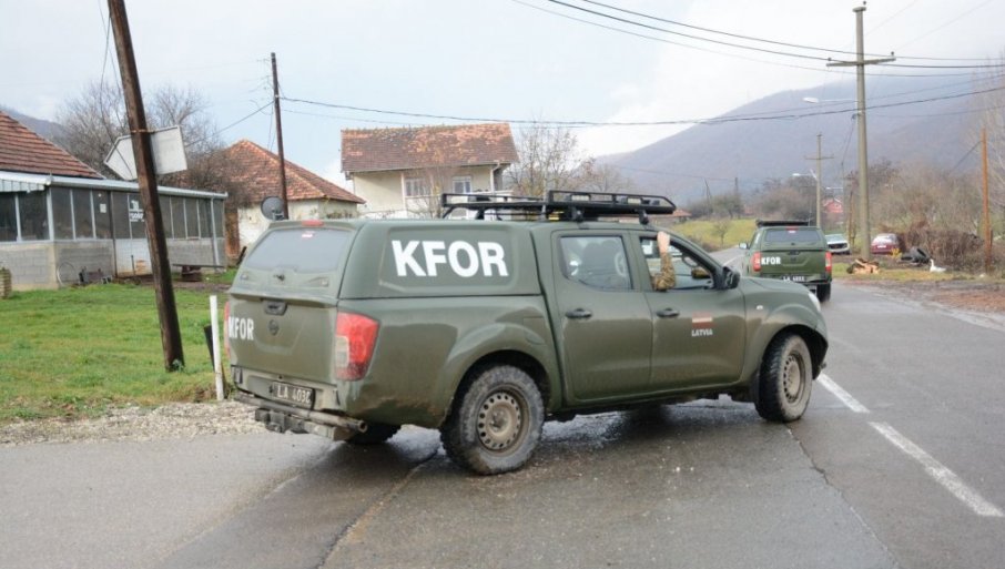 Српската влада поднесе барање до КФОР за враќање на војската во Косово