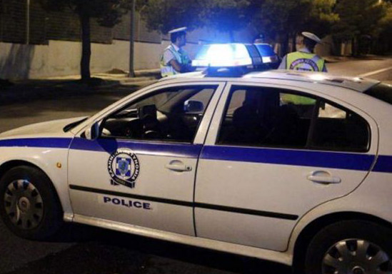 Почина 16-годишното момче застрелано од полицаец при полициска потера во Солун