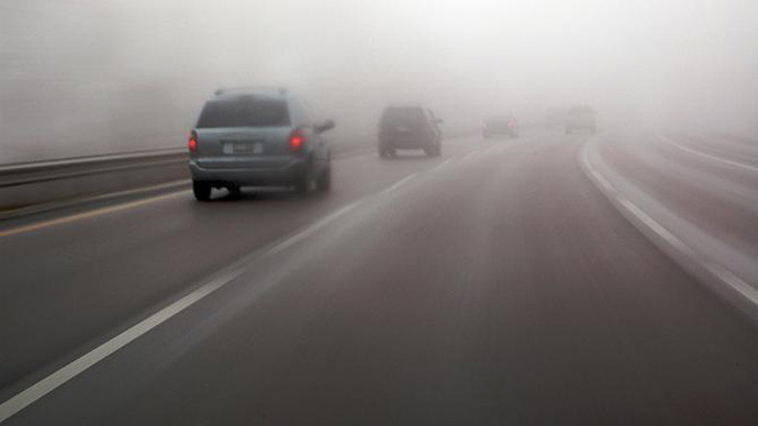 Сообраќајот на патиштата е умерен, АМСМ предупредува за магла на одредени делници