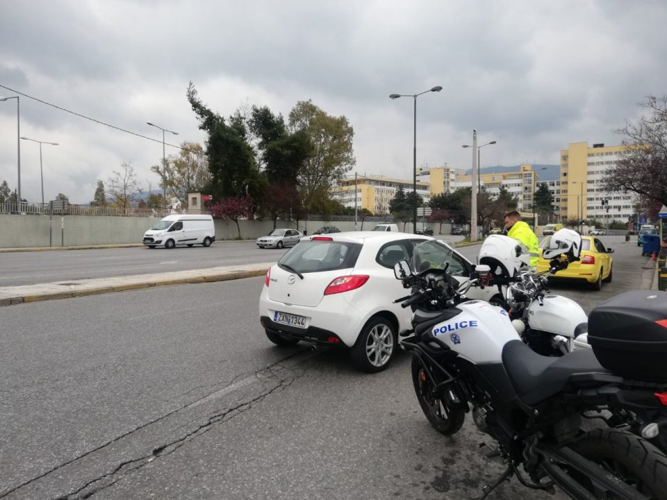 Ослободен полицаецот кој застрела 16-годишно момче во Солун