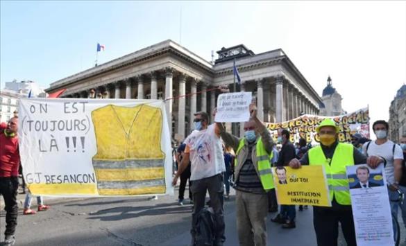 Во Франција најавени протести на движењето Жолти елеци
