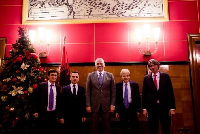 Вечерва во Тирана на политичката средба на албанските партии нема да присуствува БЕСА