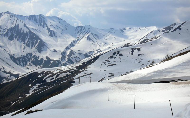 Рекордно топло време на северните Алпи, рекорди бележат и Москва и Санкт Петербург