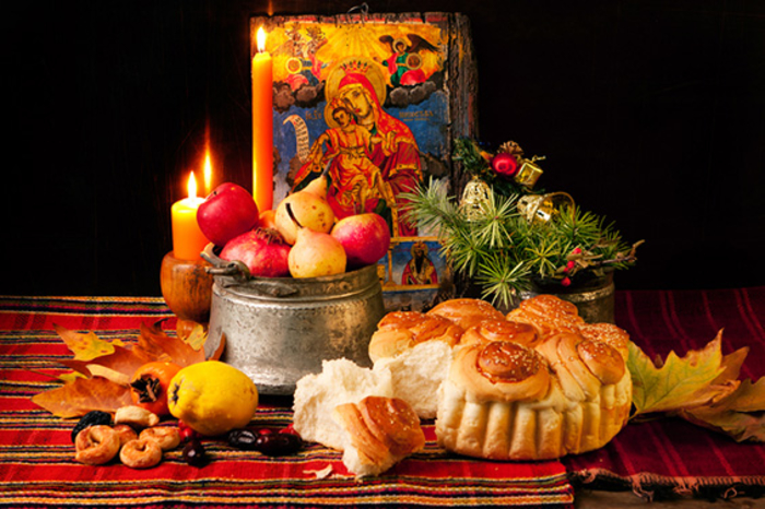 Православните христијани денеска го слават Бадник