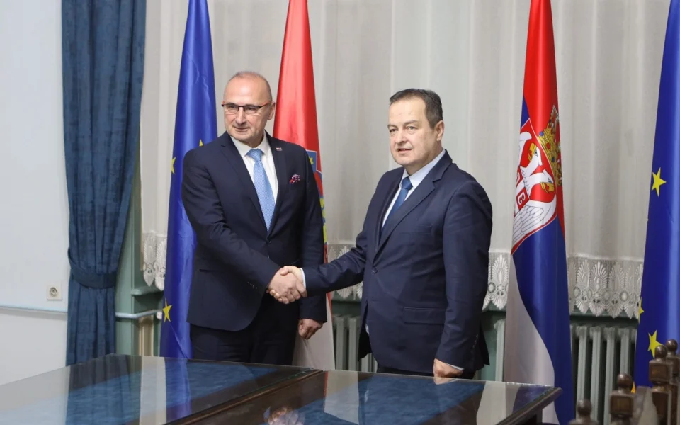 Грлиќ Радман – Дачиќ: Соработката меѓу Хрватска и Србија е во интерес на двете земји