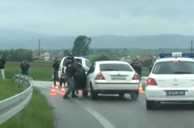 Апсење во Скопје: Приведен криминалец од струшко баран со три потерници
