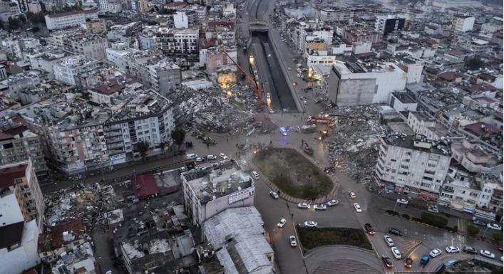 Земјотресот однесе повеќе од 9.500 животи во Турција и Сирија