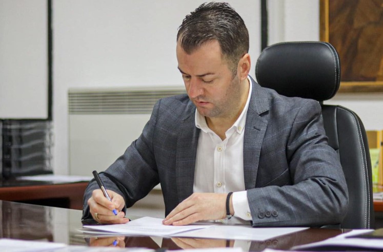 Градоначалникот Стефковски се огласи во врска со проблемот со парното во Автокоманда