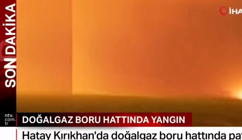 (ВИДЕО) По разорниот земјотрес во Турција експлодираше гасовод