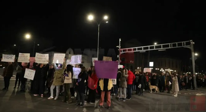 (ВИДЕО) „Да се биде жена во Македонија значи да се будиш секое утро во страв“: Како се одвиваше маршот за женски права во Скопје?