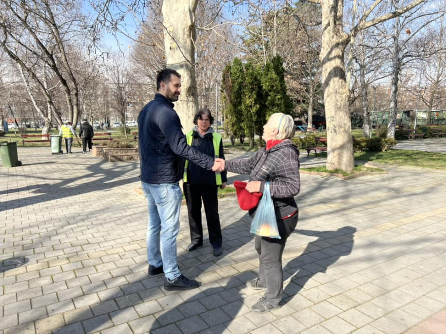 Градоначалникот Стојкоски на терен: Разговараше со граѓаните за проблемите во општината