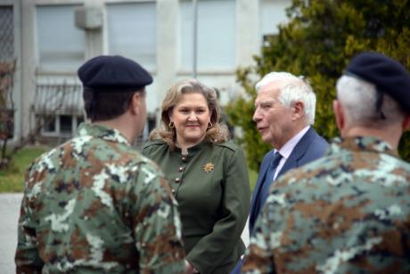 Европската Унија со 9 милиони евра ќе го поддржи процесот на опремување и модернизација на Армијата на Македонија