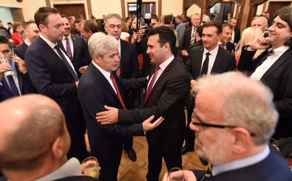 Груби за косовска ТВ: Македонија ќе има премиер Албанец, така се договорија Ахмети и Заев