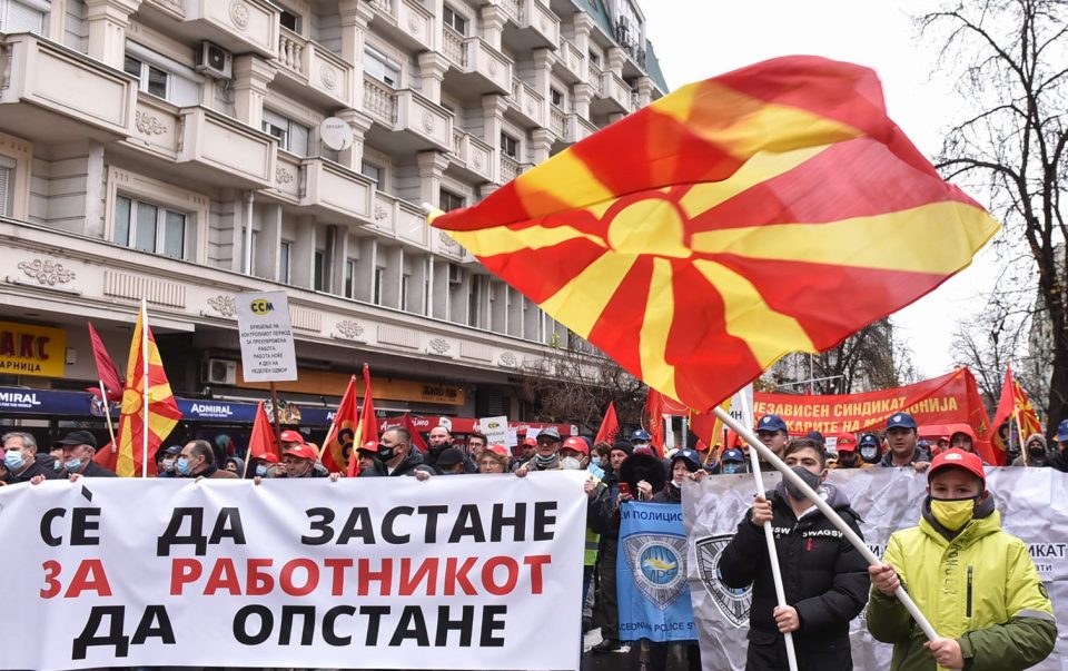 Два синдакти, еден мотив: Голем првомајски протест под мотото „Работниците се државата“