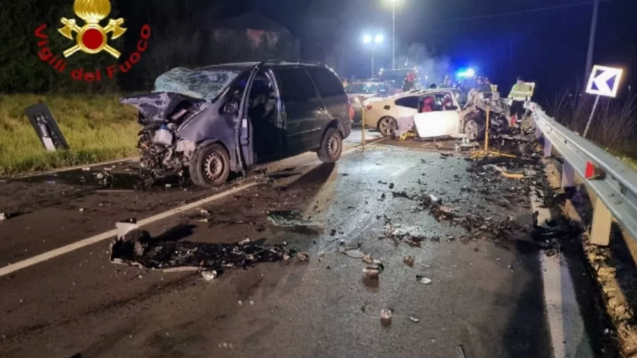 Италијански медиуми: Тројца македонски државјани загинаа во тешка сообраќајка