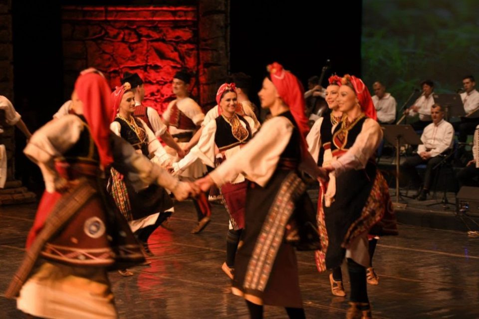 Велигденски концерт на „Танец“ во чест на Милан Завков