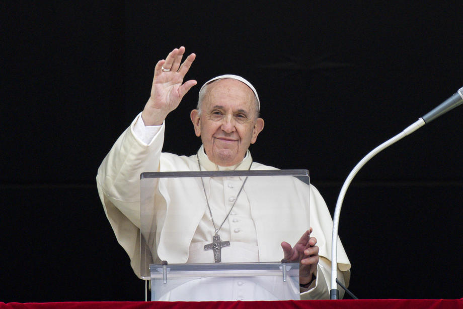 Папата Франциск повика на „дијалог“ да се стави крај на крвопролевањето во Судан