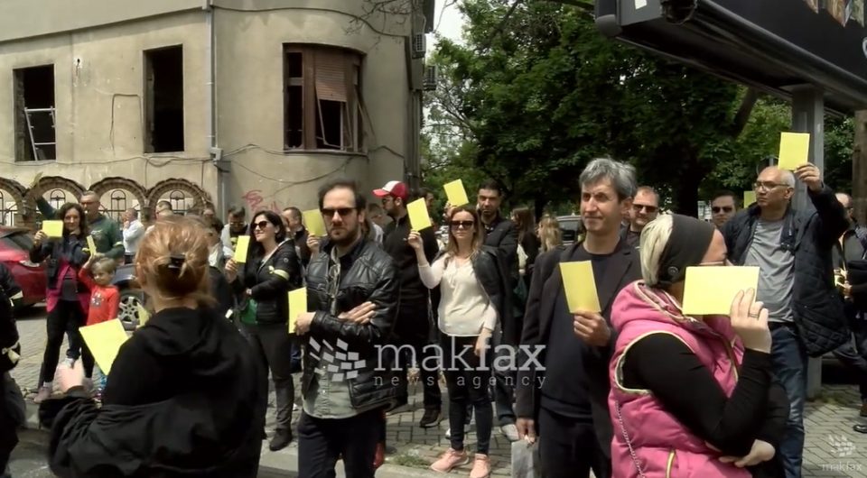 (ВИДЕО) Филхармоничарите излегоа повторно на протест: „Жолт картон за министерката за култура“